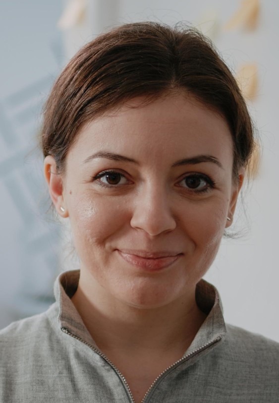 سارة الطرابلسي